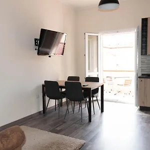 Ichnos House Affittacamere Oristano